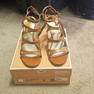 Michael Kors Ankle Strap leather Sandal